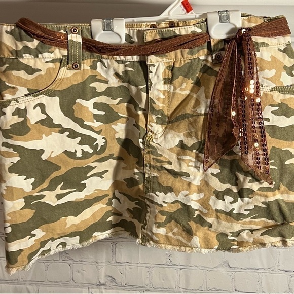 Greendog's Girls' Size 16 Army Fatigue Skorts NWT - Picture 9 of 13